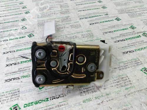 Used Rear left lock TOYOTA AVENSIS (_T22_) [1997-2003]  21446861