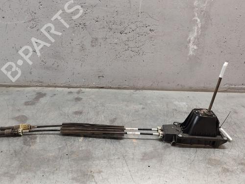 Used Gear lever DACIA SANDERO II TCe 90 (B8M1, B8MA, B8AC) (90 hp) 28681828