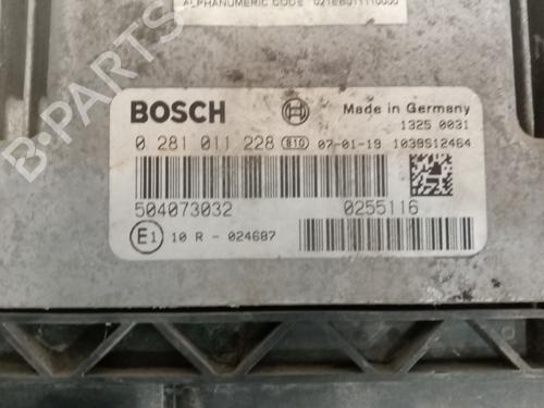 Engine control unit (ECU) IVECO DAILY III Bus 35 S 14, 50 C 14 (ATPA9FH2) | BP38015767M57 - Image 2