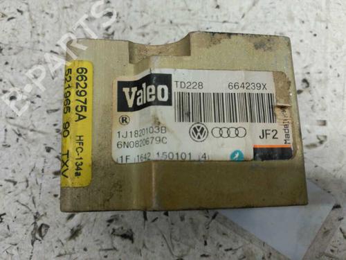 Used Electronic sensor SEAT IBIZA II (6K1) [1993-2002]  21442745