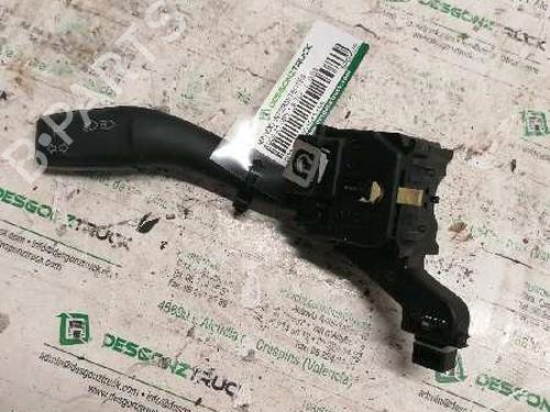 Used Steering column stalk AUDI A3 (8P1) [2003-2013]  21475694