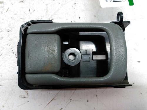 Venstre foran invendig håndtak NISSAN MICRA II (K11) [1992-2007]  21426754