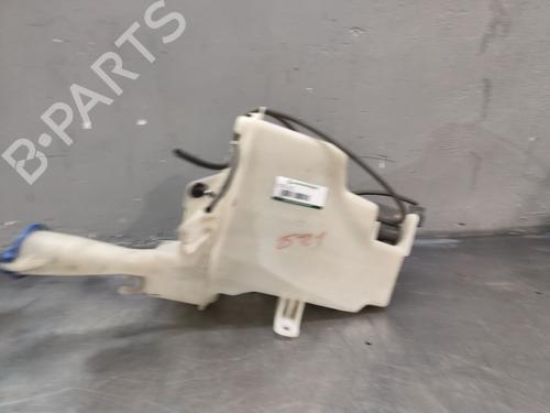Used Windscreen washer tank Windscreen washer tank HYUNDAI i30 (GD) 1.6 CRDi (110 hp) 33904457 33904457