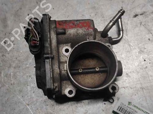Used Throttle body TOYOTA COROLLA Verso (ZER_, ZZE12_, R1_) [2004-2009]  21401870