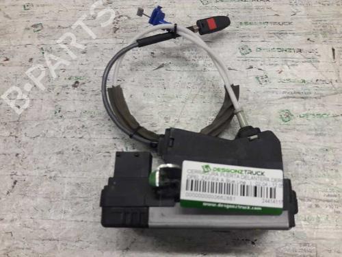 Høyre foran lås OPEL ZAFIRA A MPV (T98) [1999-2006]  21456613