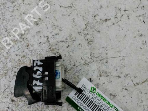 Used Right front window switch TOYOTA AVENSIS (_T22_) [1997-2003]  21446383