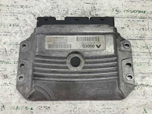 Used Engine control unit (ECU) RENAULT MEGANE II (BM0/1_, CM0/1_) [2001-2012]  21448912