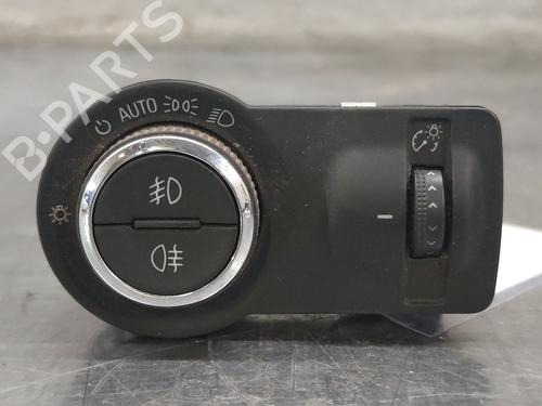 Comutador OPEL ASTRA J (P10) [2009-2016]  31145368