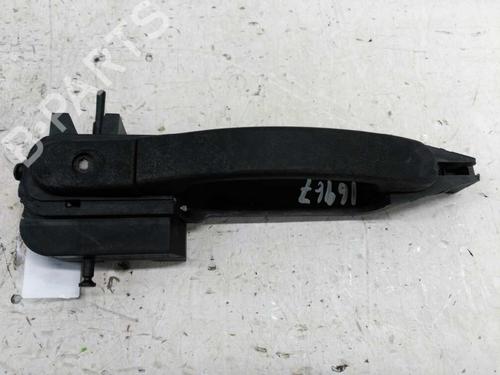 Used Front left exterior door handle FORD FIESTA V (JH_, JD_) [2001-2014]  21437418