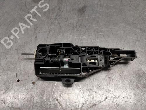 Türgriff hinten links außen für RENAULT CAPTUR I (J5_, H5_) 1.5 dCi 90 (J5N4, J5M5, J5MW, J5M6, J5AL, J5AJ) (90 hp) 28678644
