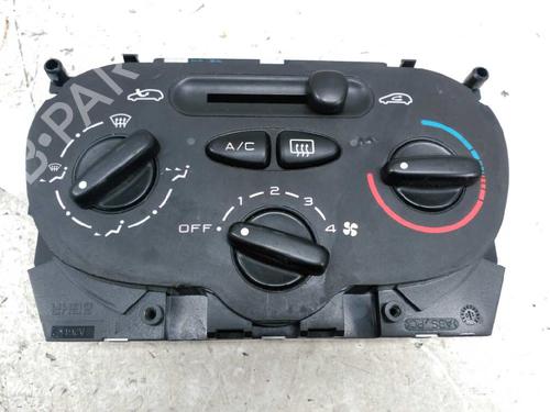 AC-Styringsenhed/Manøvreenhed PEUGEOT 206 Hatchback (2A/C) [1998-2012]  21437086