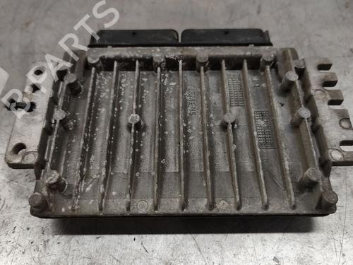 Engine control unit (ECU) RENAULT LAGUNA I (B56_, 556_) 1.8 16V (B563, B564) | BP28708718M57 