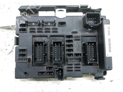 Used Fuse box CITROËN XSARA (N1) [1997-2005]  21429981