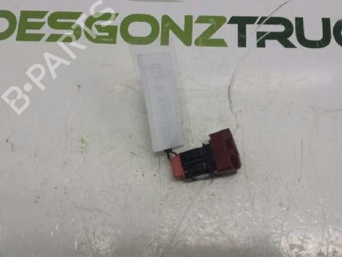 Used Warning switch CITROËN C4 Coupe (LA_) [2004-2013]  21425689