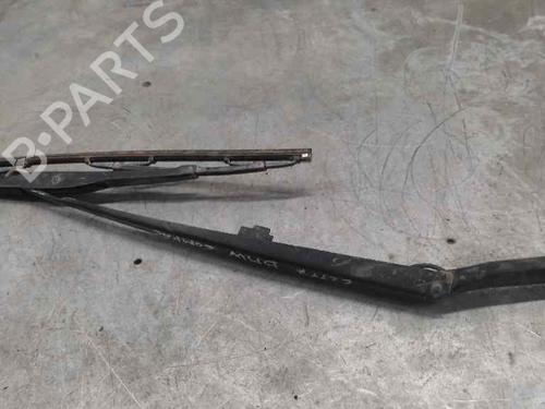 Used Front windshield wiper arm BMW 3 Compact (E46) 316 ti (115 hp) 21410443