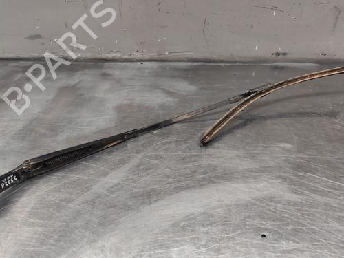 Used Front windshield wiper arm Front windshield wiper arm AUDI Q3 (F3B) 35 TDI quattro (150 hp) 33606105 33606105