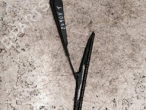 Used Rear windshield wiper arm FORD FIESTA V (JH_, JD_) [2001-2014]  21479346