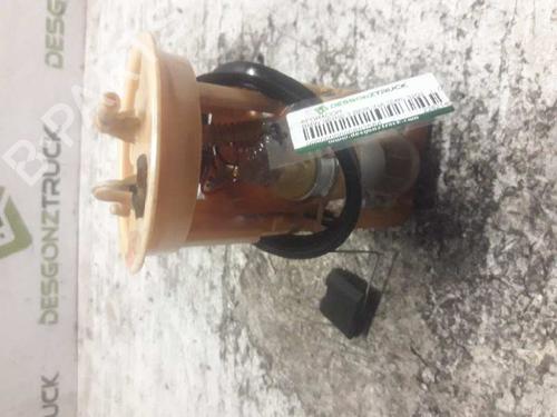 Pompe à carburant BMW 3 (E46) 320 d (136 hp) 21471755