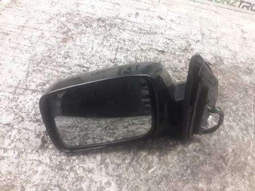 Used Left mirror NISSAN X-TRAIL I (T30) [2001-2013]  21453042