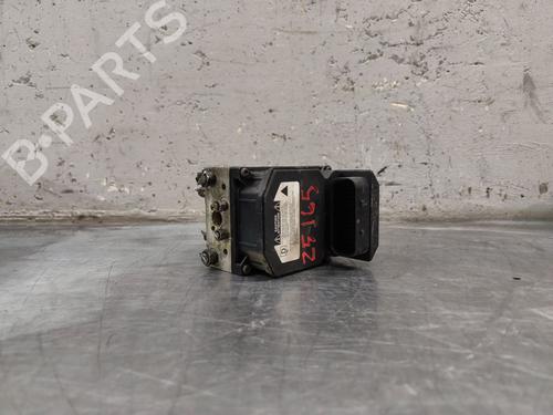 Bremsaggregat ABS für TOYOTA COROLLA (_E12_) 2.0 D-4D (CDE120R, CDE120L_) (110 hp) 31695309