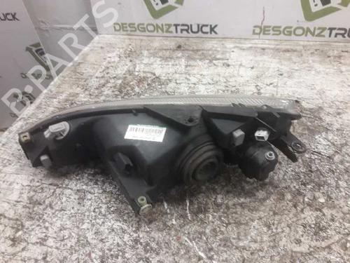 Used Right headlight PEUGEOT 206 Hatchback (2A/C) [1998-2012]  21466385