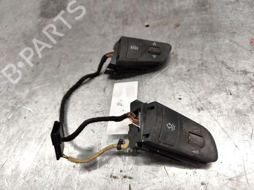 Stuurwielbediening AUDI A4 B7 (8EC) [2004-2009]  28619190