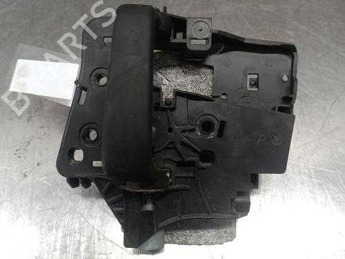 Używane Klamka zewnętrzna PEUGEOT EXPERT Tepee (VF3X_) 2.0 HDi 120 (120 hp) 30929527