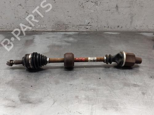right-front-driveshaft-renault-clio-ii-bb_-cb_-1998-1999-2000-2001-2002-2003-2004-2005-2006-2007-2008-2009-2010-2011-2012-2013-2014-2015-2016-32282777 main image