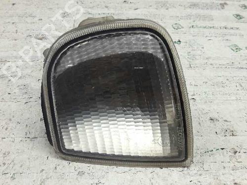 Used Left front indicator SEAT CORDOBA (6K1, 6K2) [1993-2002]  21450889
