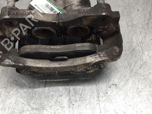 Venstre bremsekaliber foran RENAULT MASTER III Van (FV) 2.3 dCi 125 FWD (FV0C, FV0D, FV0G, FV0H, FV0J, FV0K,... (125 hp) 29113598