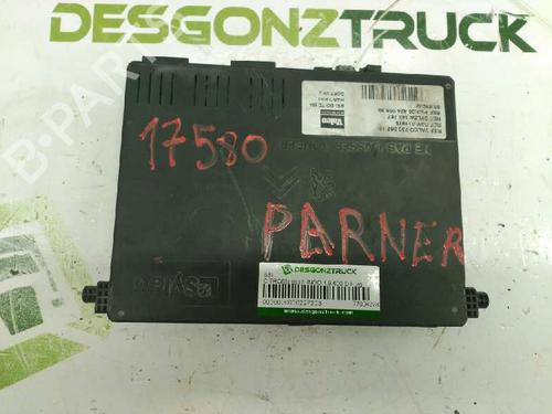 Used Fuse box Fuse box CITROËN BERLINGO / BERLINGO FIRST MPV (MF_, GJK_, GFK_) 1.9 D (MFWJZ) (70 hp) 36091768 36091768
