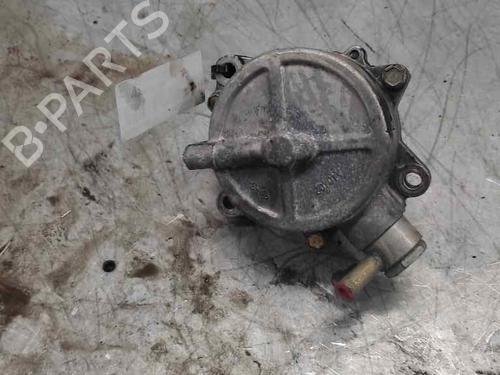 Used Vacuum pump NISSAN ALMERA II Hatchback (N16) [2000-2025]  21413955