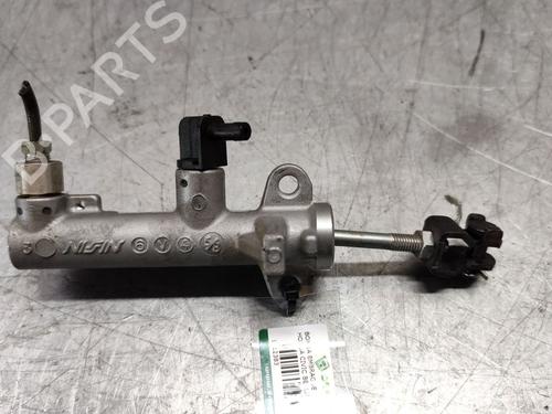 Used Clutch slave cylinder HONDA CIVIC VIII Hatchback (FN, FK) 2.2 CTDi (FK3) (140 hp) 28608717