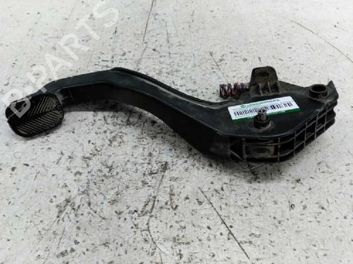 Used Clutch pedal PEUGEOT BOXER Bus (244, Z_) [2001-2025]  22909691