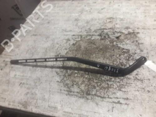 Used Front windshield wiper arm CITROËN C4 I (LC_) [2004-2014]  21472365