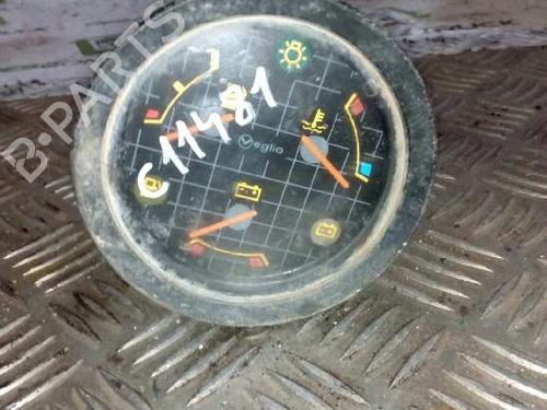 Used Instrument cluster NISSAN TRADE Van [1993-1998]  21457060