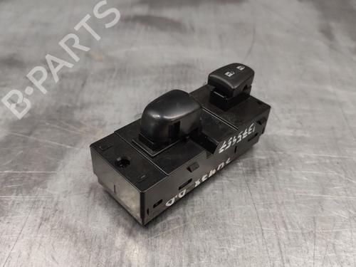 Used Right front window switch Right front window switch NISSAN JUKE (F15) 1.5 dCi (110 hp) 35952694 35952694