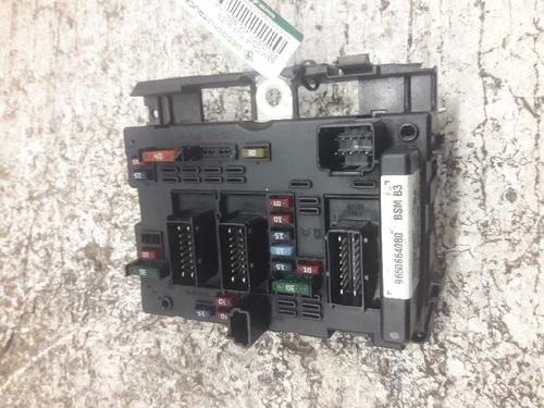 Boîte à Fusibles PEUGEOT 406 (8B)  | BP21464097E1 