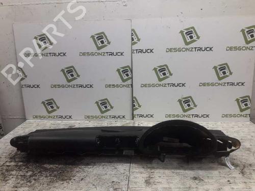 Instrumentbord MERCEDES-BENZ C-CLASS (W203) [2000-2007]  21461391