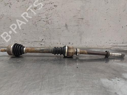 Used Right front driveshaft PEUGEOT 206 Hatchback (2A/C) 1.4 i (75 hp) 31695286