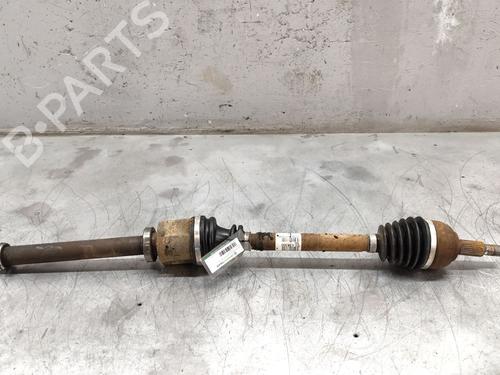 Used Right front driveshaft RENAULT SCÉNIC II (JM0/1_) 1.9 dCi (JM0G, JM12, JM1G, JM2C) (120 hp) 28579576