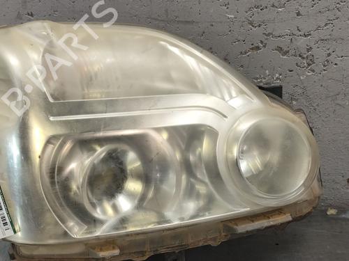 Used Right headlight NISSAN X-TRAIL II (T31) 2.0 dCi 4x4 (150 hp) 31043242