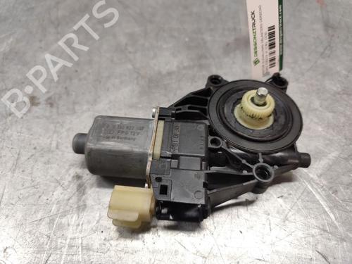 Rudehejsemotor forskærm højre FORD FIESTA VI (CB1, CCN) 1.25 (82 hp) 24216331