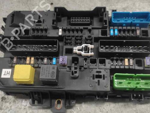 Zekeringkast OPEL ASTRA H (A04) [2004-2014]  21415995