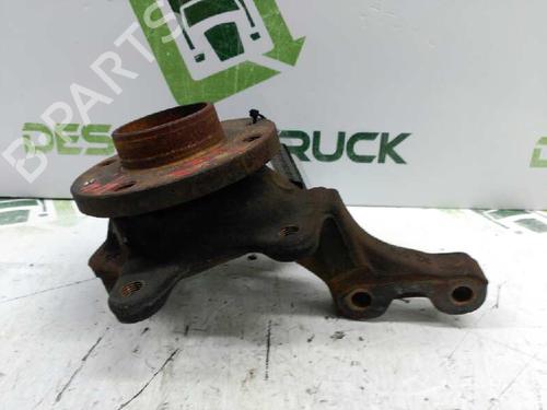 Used Right front steering knuckle RENAULT CLIO II (BB_, CB_) [1998-2016]  22909820