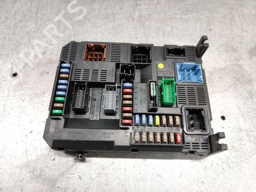 Used Fuse box PEUGEOT 308 II (LB_, LP_, LW_, LH_, L3_) [2013-2021]  22734237