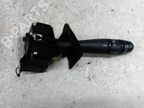 Used Steering column stalk RENAULT CLIO II (BB_, CB_) [1998-2016]  21427955