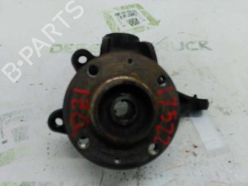 Used Left front steering knuckle PEUGEOT 205 II (20A/C) [1987-2000]  21424672