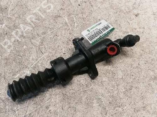 Used Clutch slave cylinder PEUGEOT 407 SW (6E_, 6D_) [2004-2011]  21482243