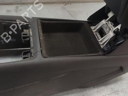 Armrest / Center console AUDI Q7 (4LB) 3.0 TDI quattro | BP22240217I20 